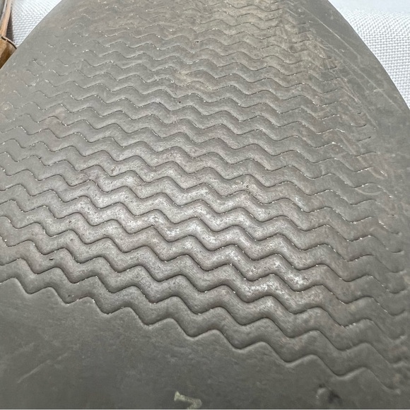 AK ANNE KLEIN Akhoola Patent Leather Wicker Wedge Slide Sandals Size 7.5 - Picture 15 of 16